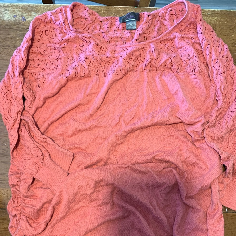 XL maternity clothes